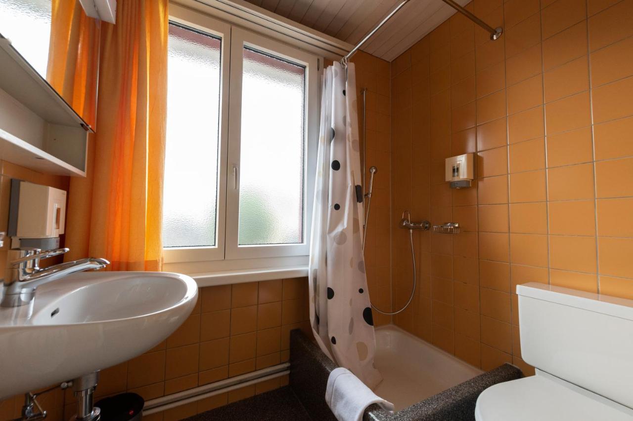 Gasthof Pizzeria Weingarten Affoltern Am Albis Luaran gambar